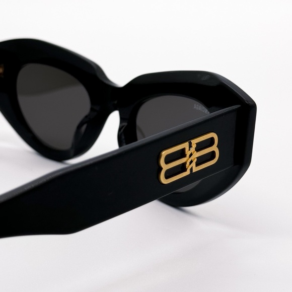 NEW BALENCIAGA CAT EYE UNISEX SUNGLASSES BB0236S 001 LOOKS LIKE USED - Picture 9 of 13